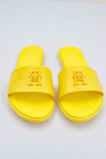 TOMMY HILFIGER TH POP MULE en color AMARILLO  (1)