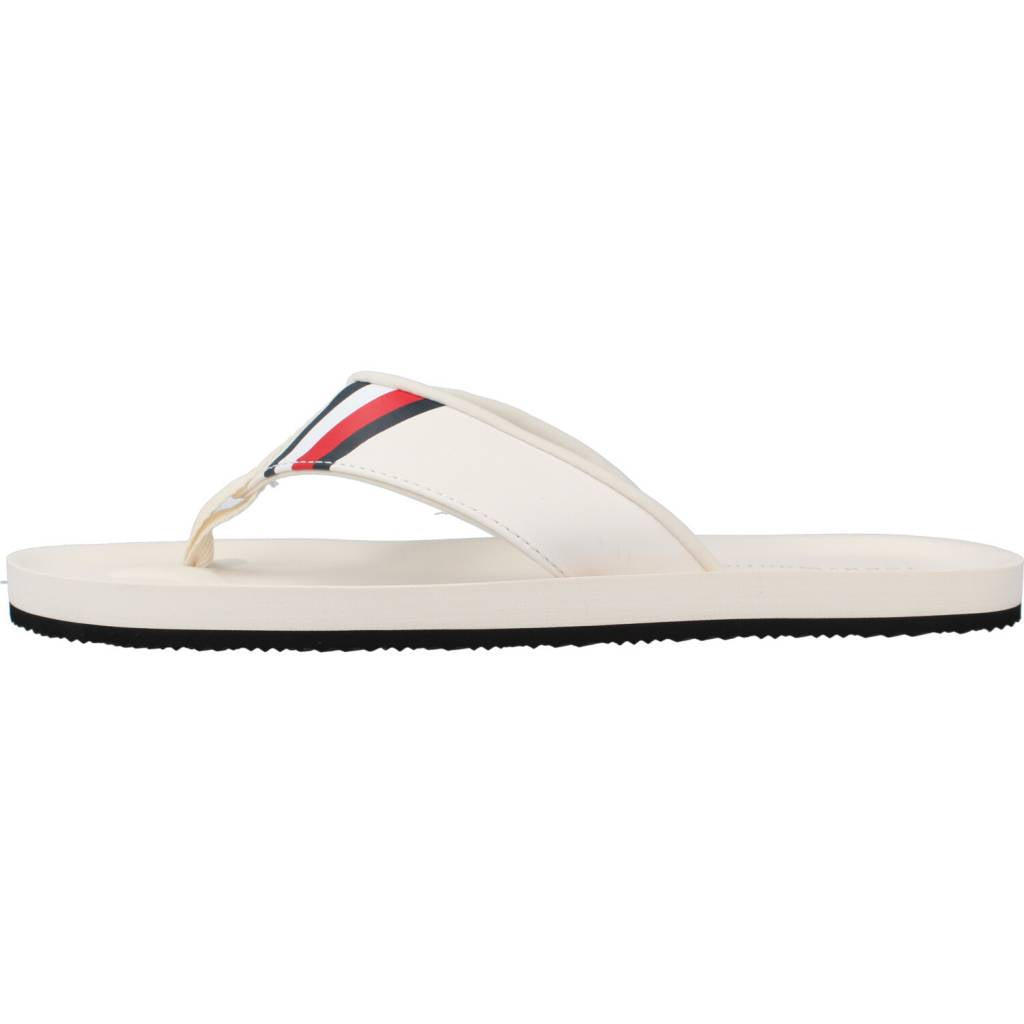 TOMMY HILFIGER COMFORTABLE PADDED BEACH en color BLANCO  (2)