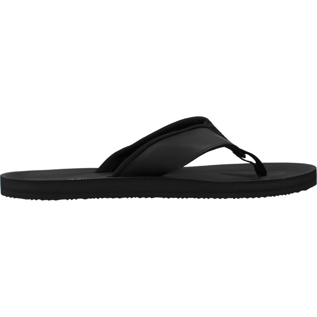 TOMMY HILFIGER COMFORTABLE PADDED BEACH en color NEGRO  (4)