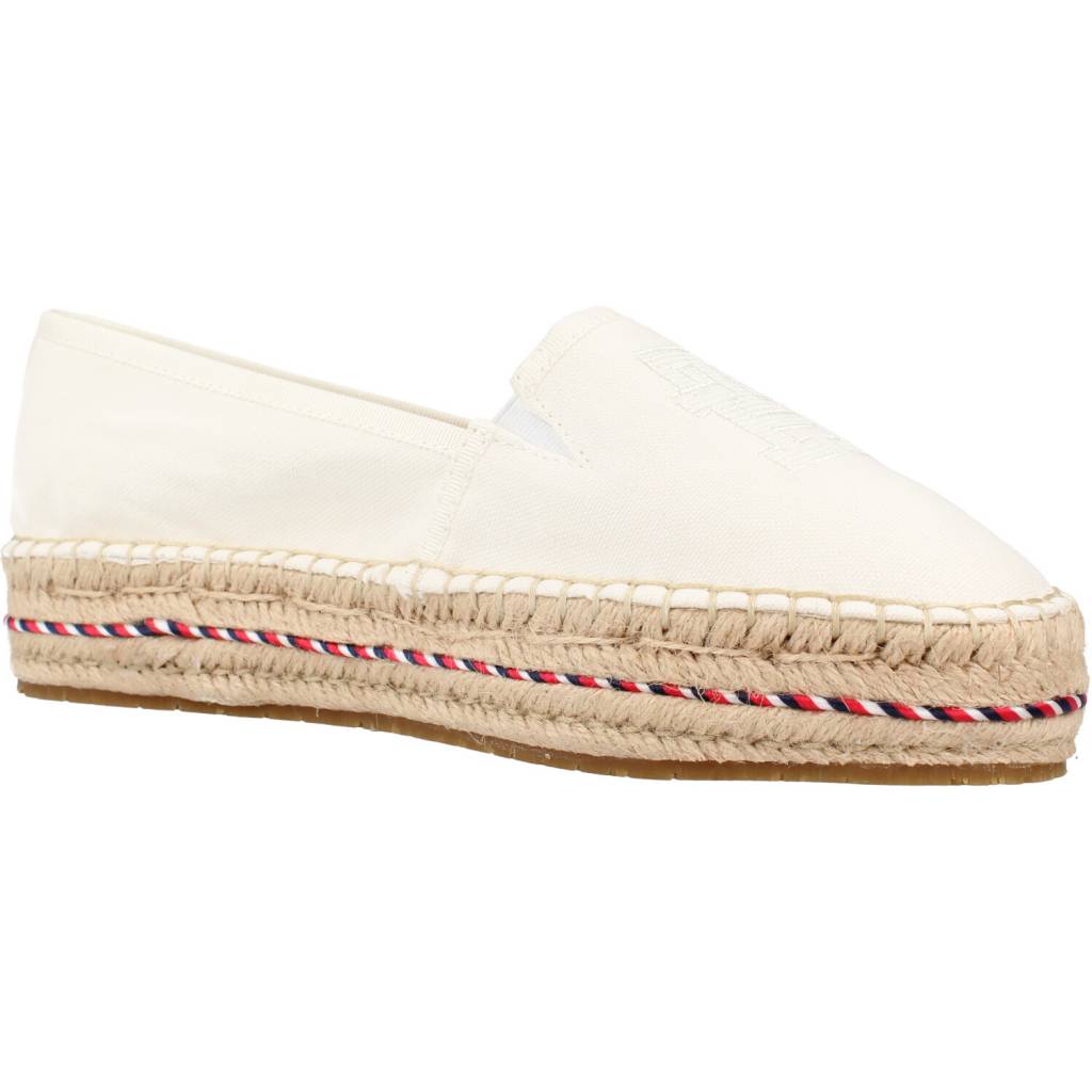 TOMMY HILFIGER TH EMBROIDERED FLATFORM en color BLANCO  (5)