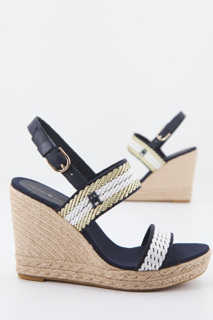 TOMMY HILFIGER  GOLDEN WEBBING WEDGE en color AZUL  (1)