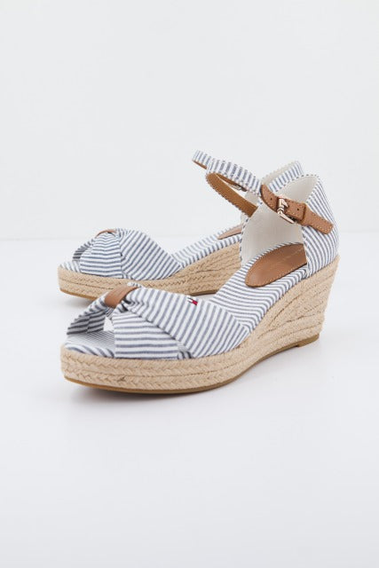 TOMMY HILFIGER  HIGH WEDGE SEERSUCKER en color AZUL  (2)