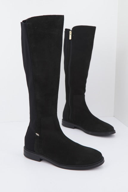 TOMMY HILFIGER ESSENTIALS LONGBOOT en color NEGRO  (1)