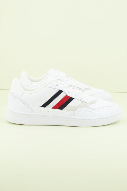 TOMMY HILFIGER COURT CUPSOLE RETRO LTH en color BLANCO  (1)