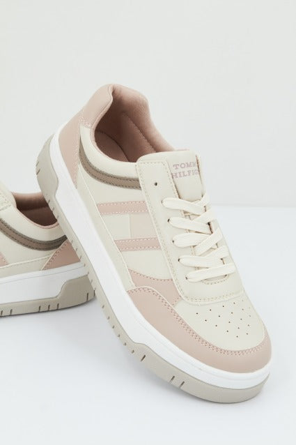 TOMMY HILFIGER LOW CUT LACE-UP SNEAKER en color ROSA  (3)