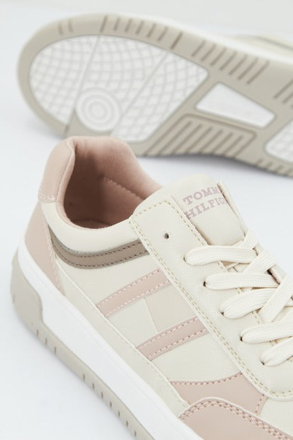 TOMMY HILFIGER LOW CUT LACE-UP SNEAKER en color ROSA  (4)