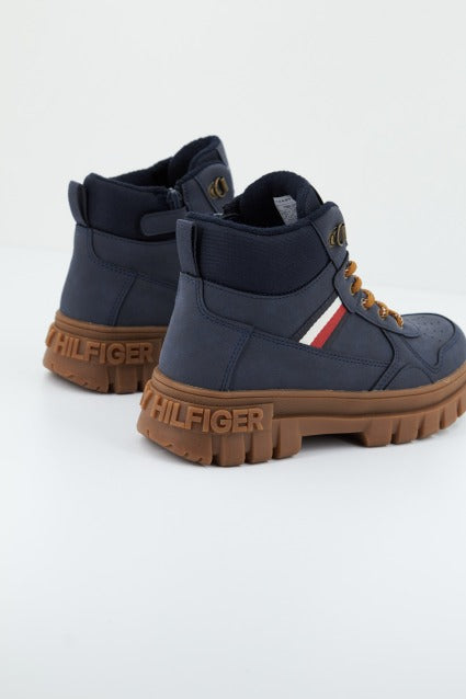 TOMMY HILFIGER TB   en color AZUL  (3)