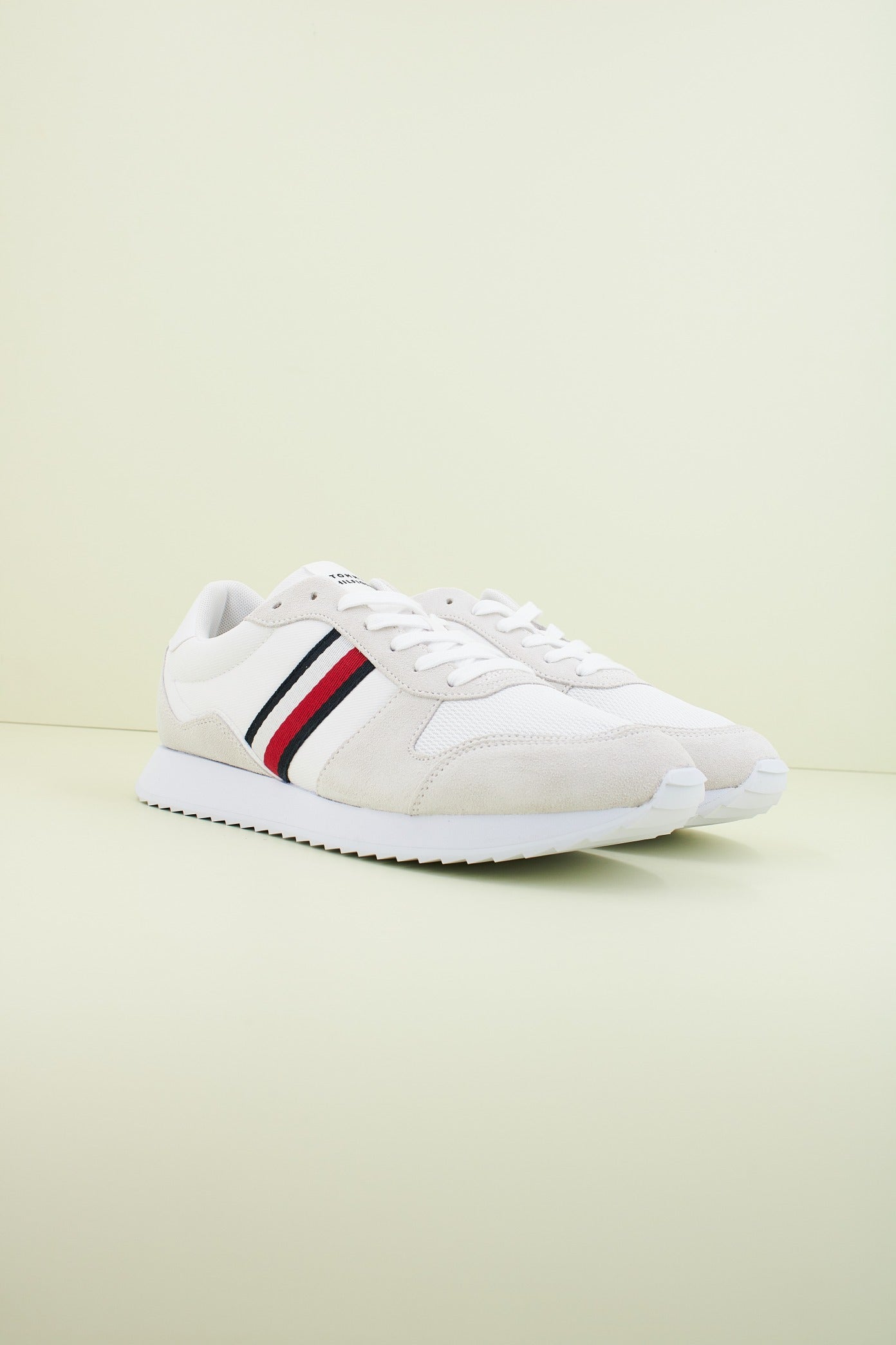 TOMMY HILFIGER RUNNER EVO MIX ESS en color BEIS  (2)