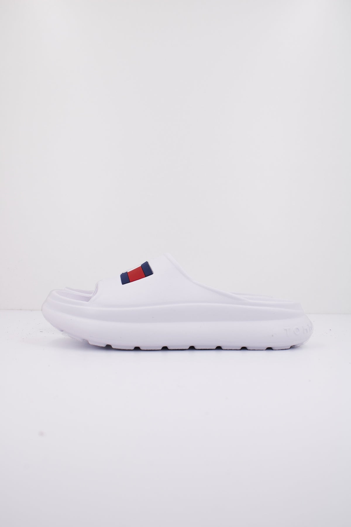 TOMMY HILFIGER TX  en color BLANCO  (1)