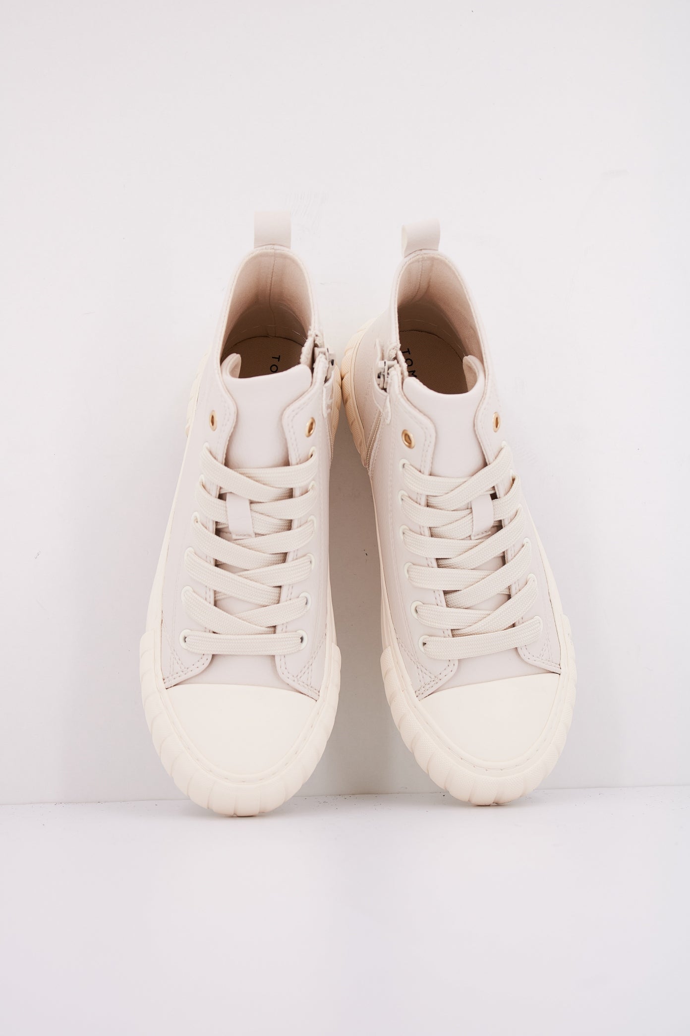 TOMMY HILFIGER HIGH TOP LACE-UP SNEAKER en color BLANCO  (3)