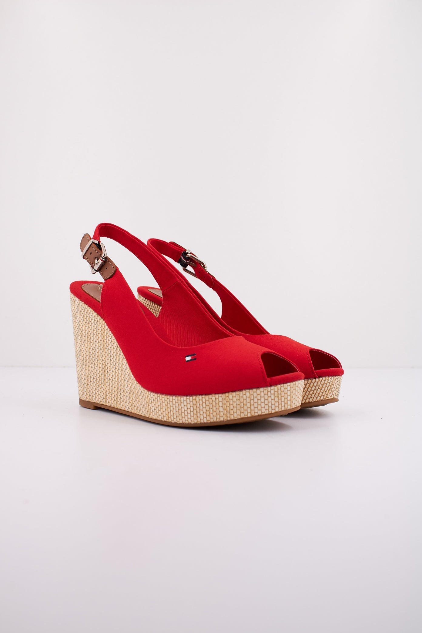 TOMMY HILFIGER  ICONIC ELENA SLING BACK en color ROJO  (2)