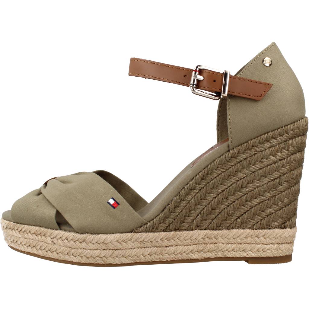 TOMMY HILFIGER BASIC OPEN TOE HIGH WEDG en color VERDE  (2)