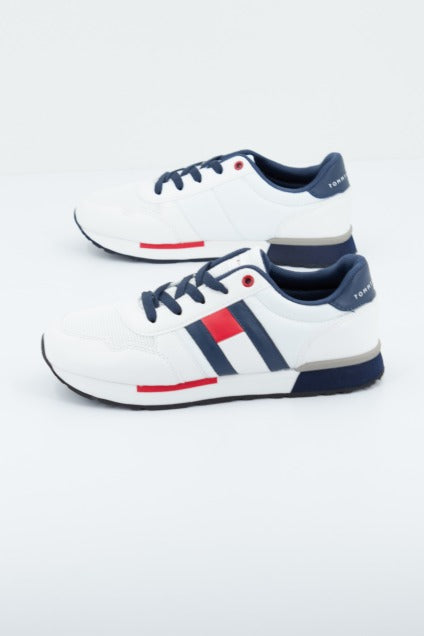 TOMMY HILFIGER SCARPA BASSA STRINGA BIA en color BLANCO  (1)