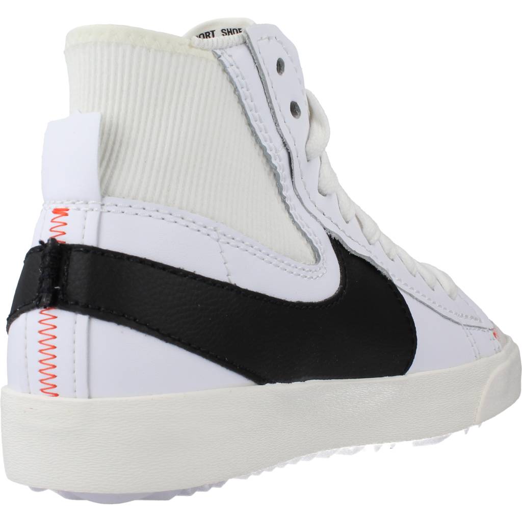 NIKE BLAZER MID ' JUMBO ME en color BLANCO  (3)