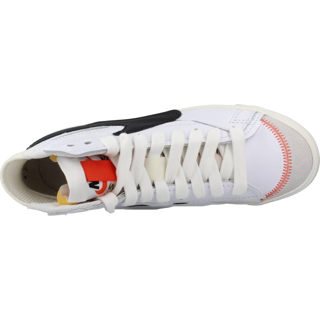 NIKE BLAZER MID ' JUMBO ME en color BLANCO  (7)