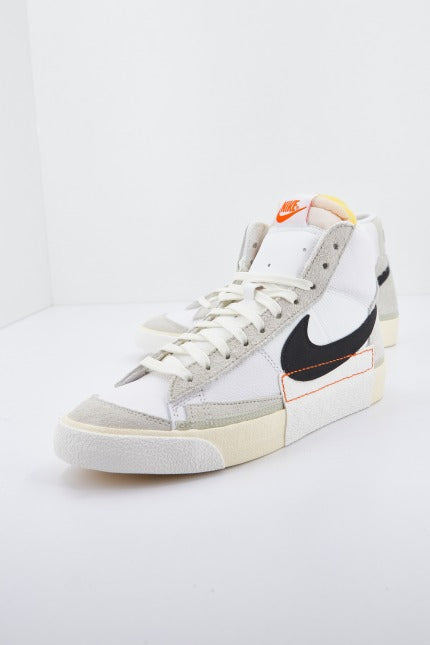 NIKE BLAZER ' REMASTERED M en color BLANCO  (1)