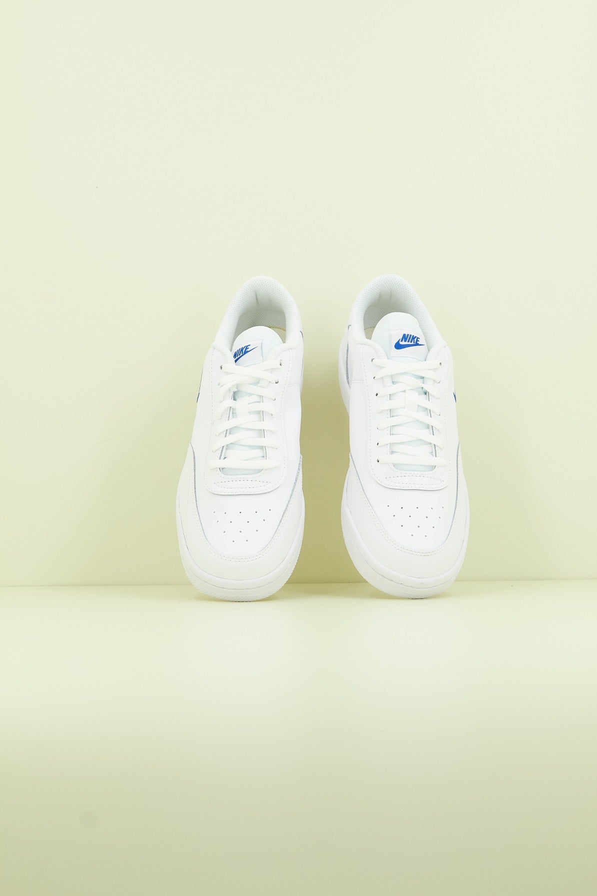 NIKE NIKE COURT VINTAGE en color BLANCO  (2)