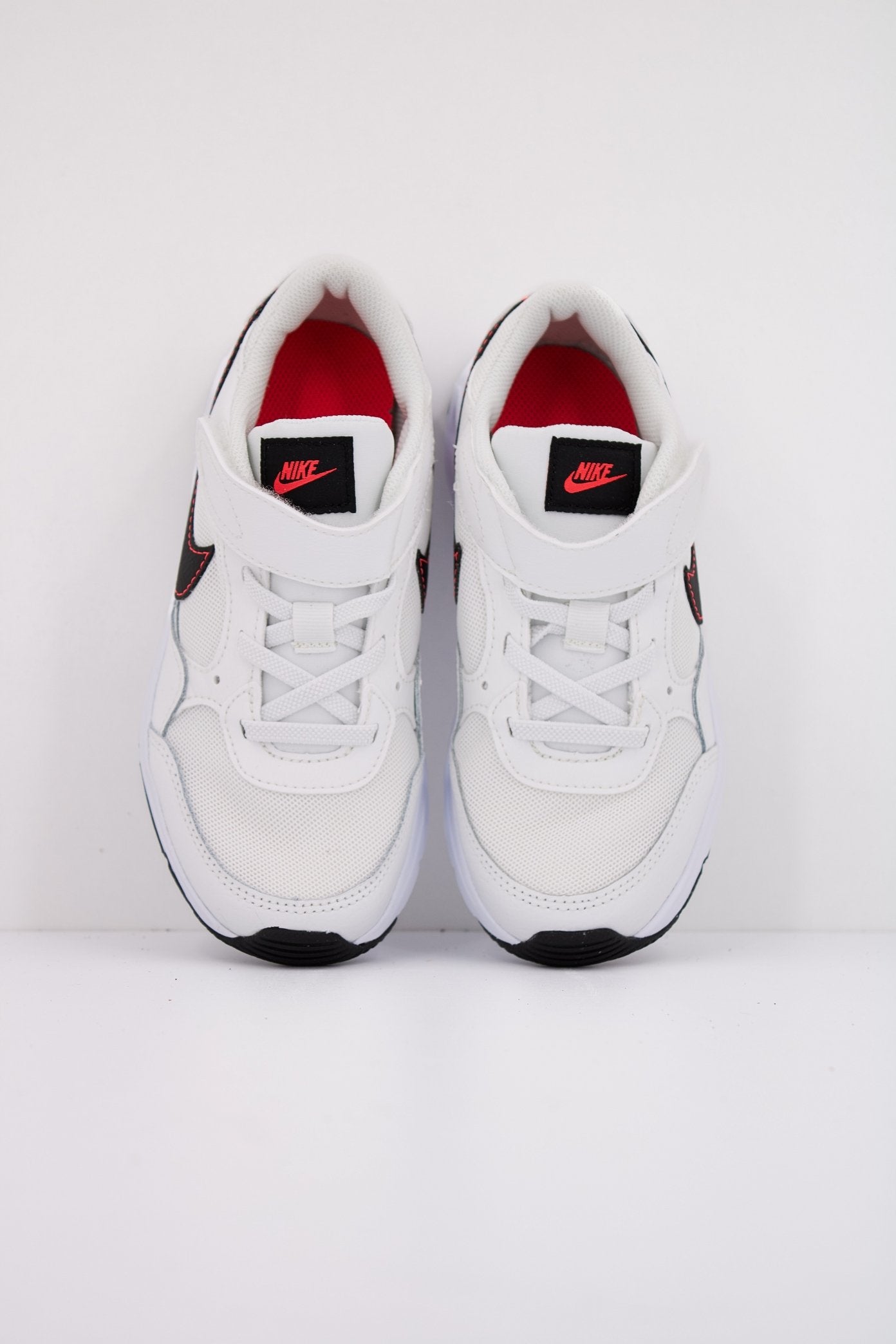 NIKE AIR MAX SC LITTLE en color BLANCO  (3)