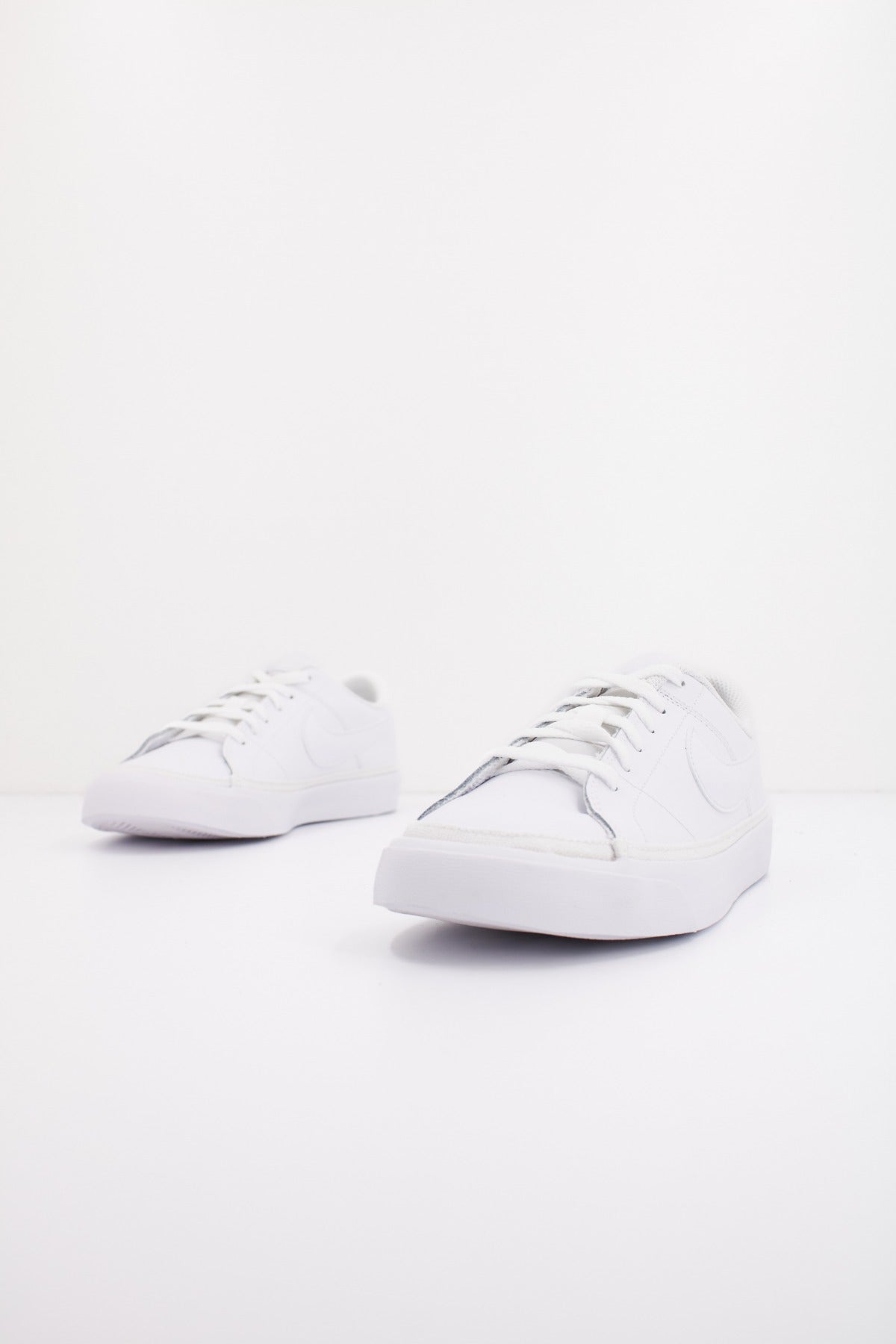 NIKE COURT LEGACY en color BLANCO  (2)