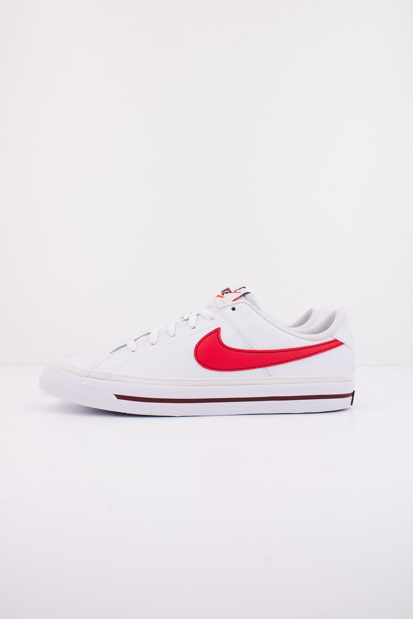 NIKE COURT LEGACY BIG KIDS' en color BLANCO  (1)