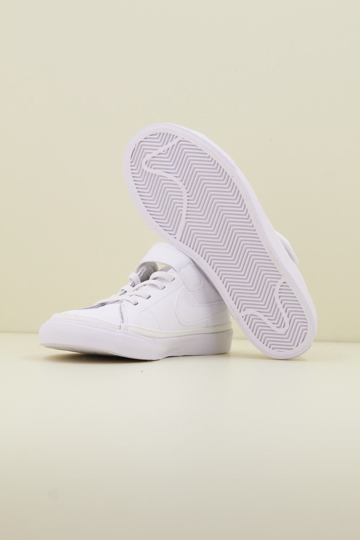 NIKE COURT LEGACY PSV en color BLANCO  (4)