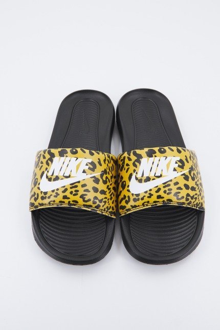 NIKE NIKE VICTORI ONE SLIDE  en color ANIMAL PRINT  (1)