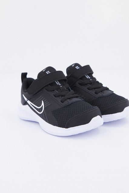 NIKE DOWNSHIFTER  BABY en color NEGRO  (1)