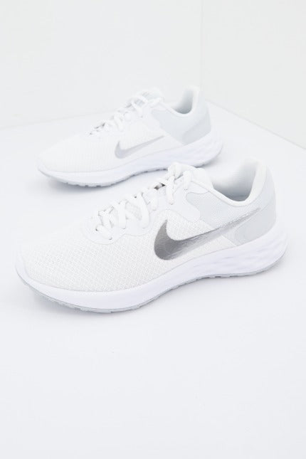 NIKE REVOLUTION   en color BLANCO  (1)