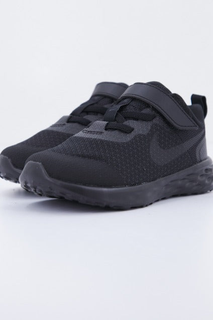 NIKE REVOLUTION  BABY en color NEGRO  (1)