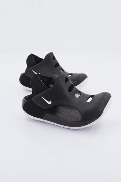 NIKE SUNRAY PROTECT  BABY/T en color NEGRO  (3)