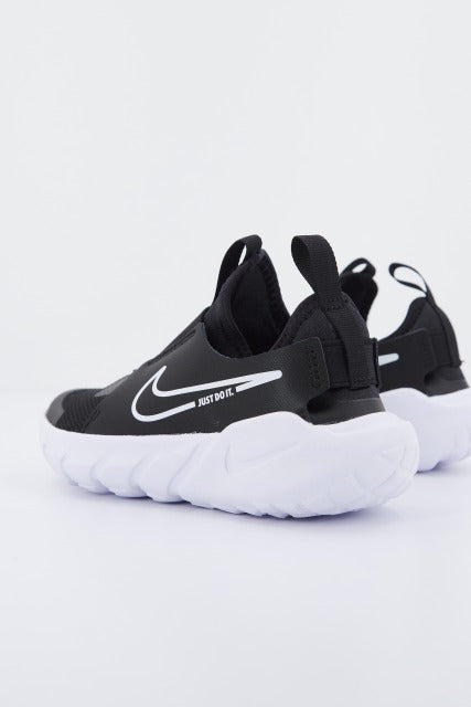 NIKE FLEX RUNNER  en color NEGRO  (2)