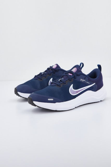 NIKE DOWNSHIFTER  BIG KIDS en color AZUL  (1)