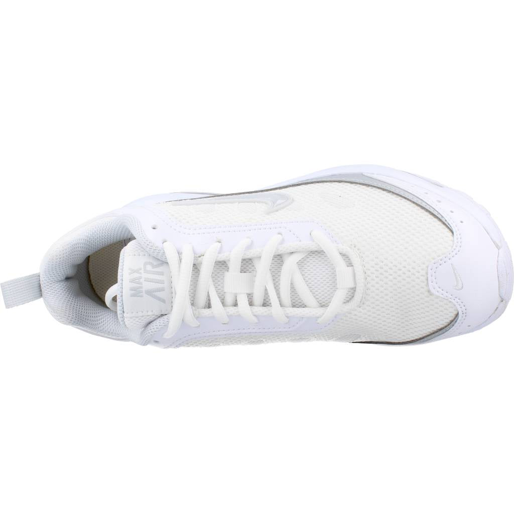 NIKE AIR MAX AP WOMEN'S SHOE en color BLANCO  (7)