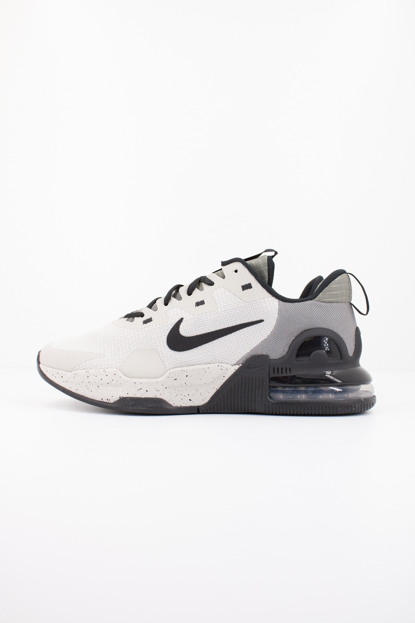 NIKE ALPHA TRAINER  en color GRIS  (1)