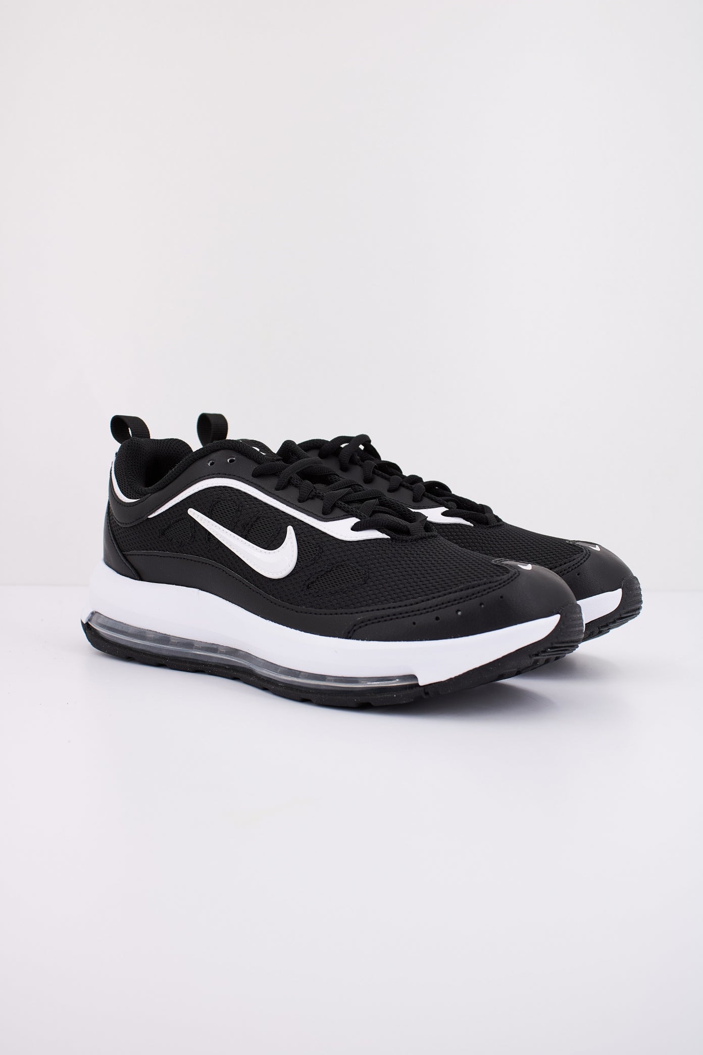 NIKE NIKE AIR MAX AP en color NEGRO  (2)