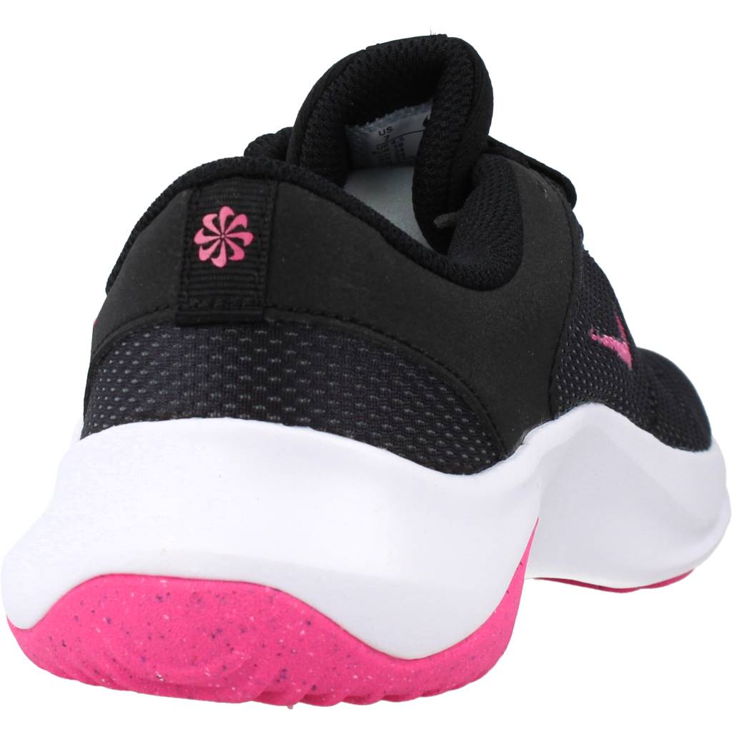 NIKE  LEGEND ESSENTIAL   en color NEGRO  (3)