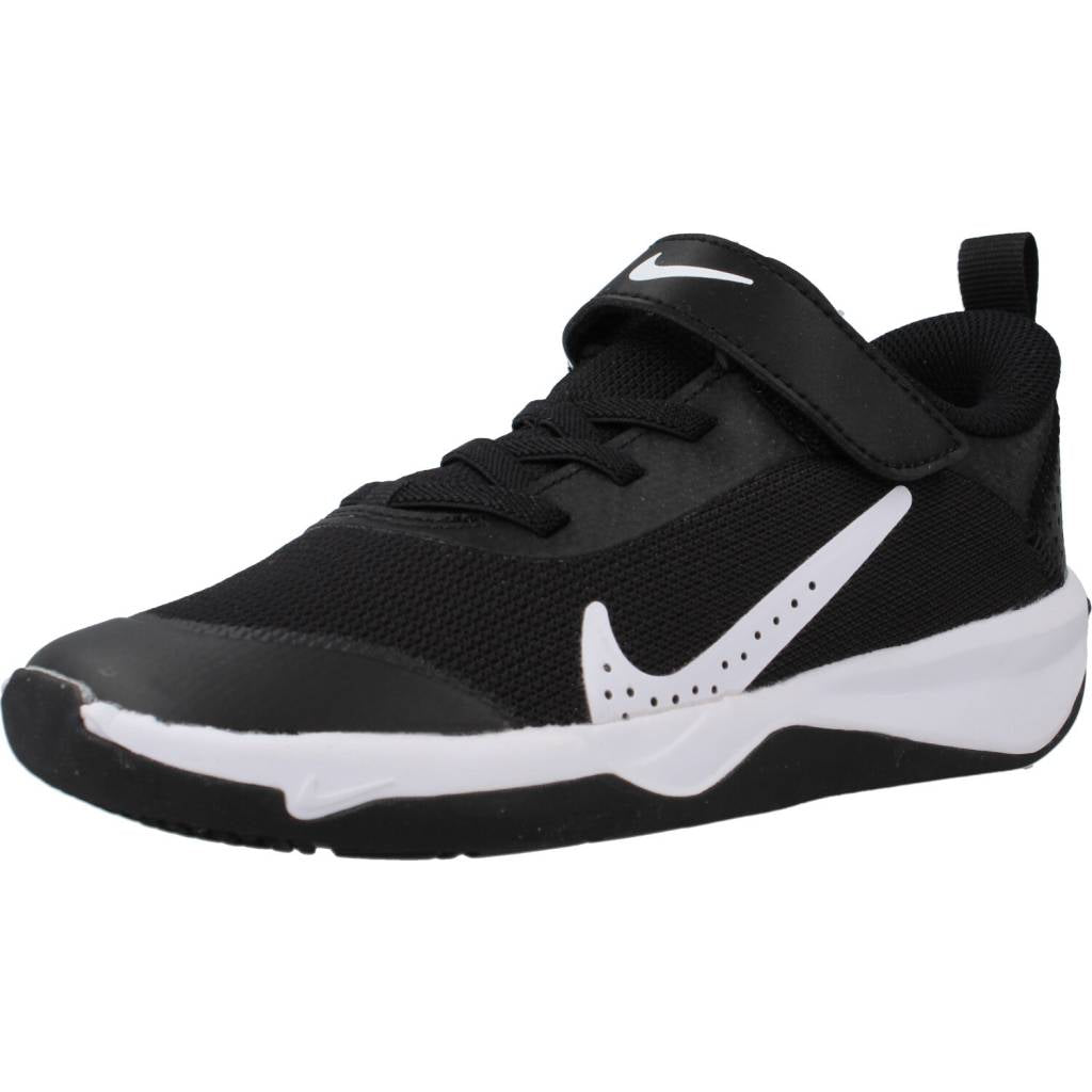 NIKE OMNI LITTLE KIDS' SHOES en color NEGRO  (1)