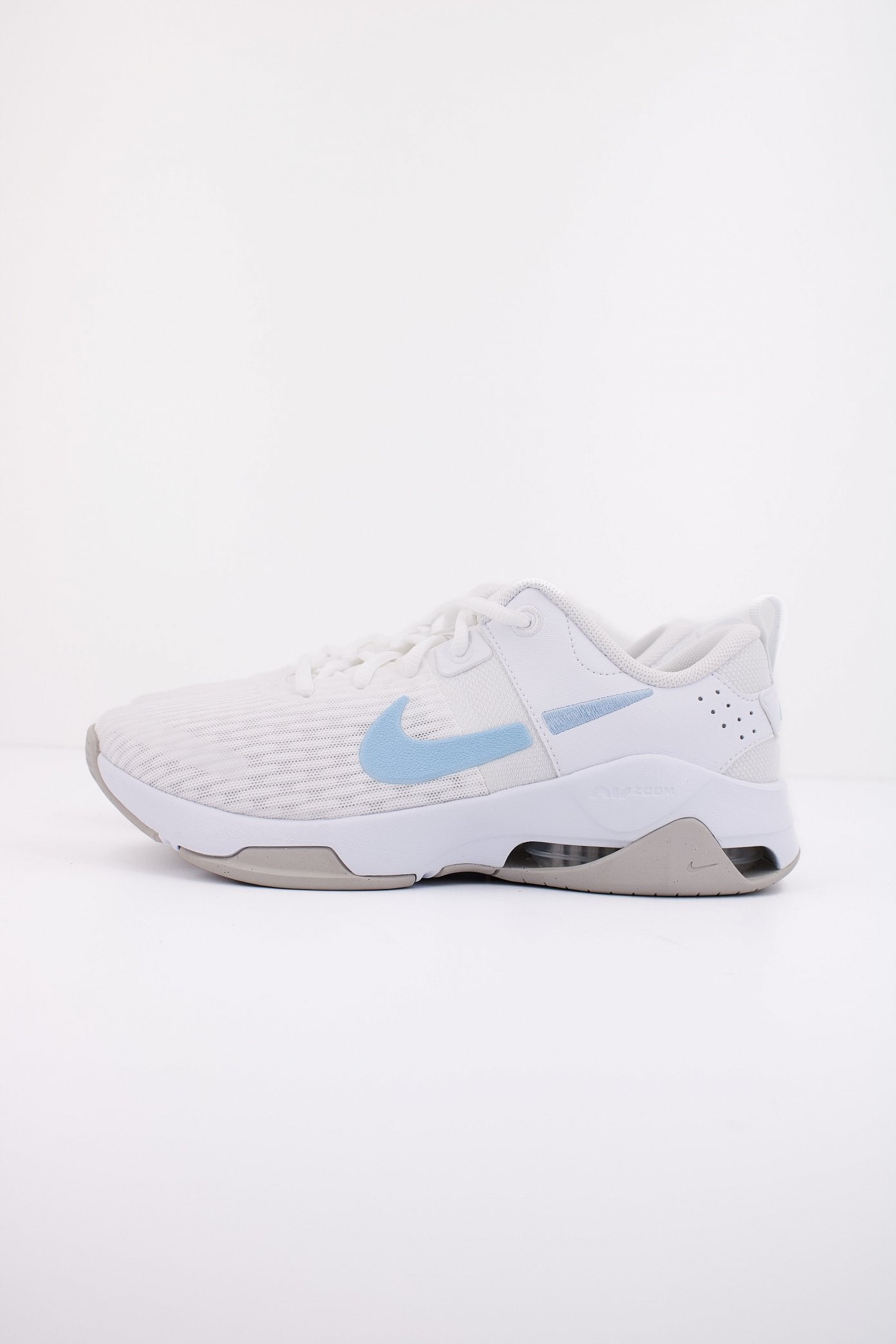 NIKE ZOOM BELLA en color BLANCO  (1)