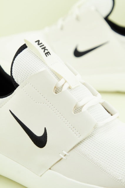 NIKE DV en color BLANCO  (4)