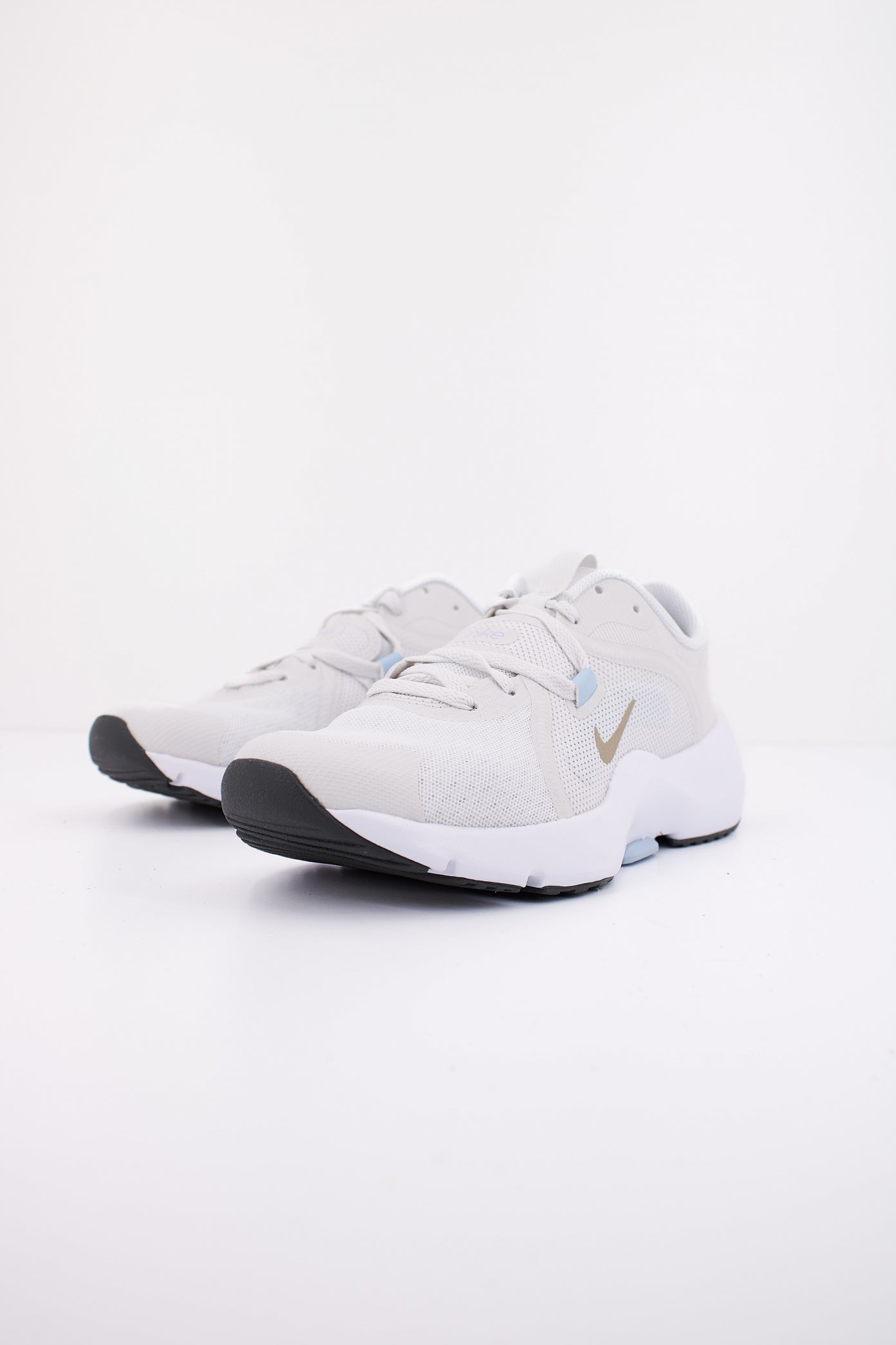 NIKE IN-SEASON TR  en color BLANCO  (2)