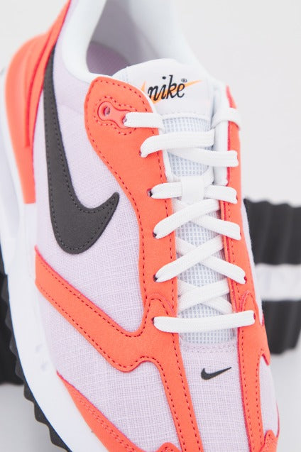 NIKE WMNS AIR MAX DAWN en color NARANJA  (3)