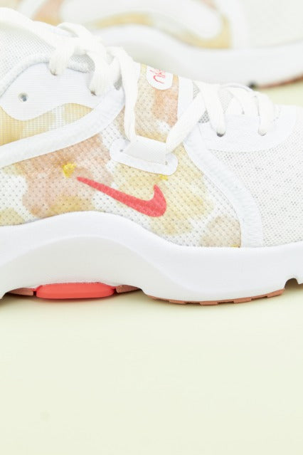 NIKE  IN-SEASON TR  PRM WOM en color BLANCO  (3)