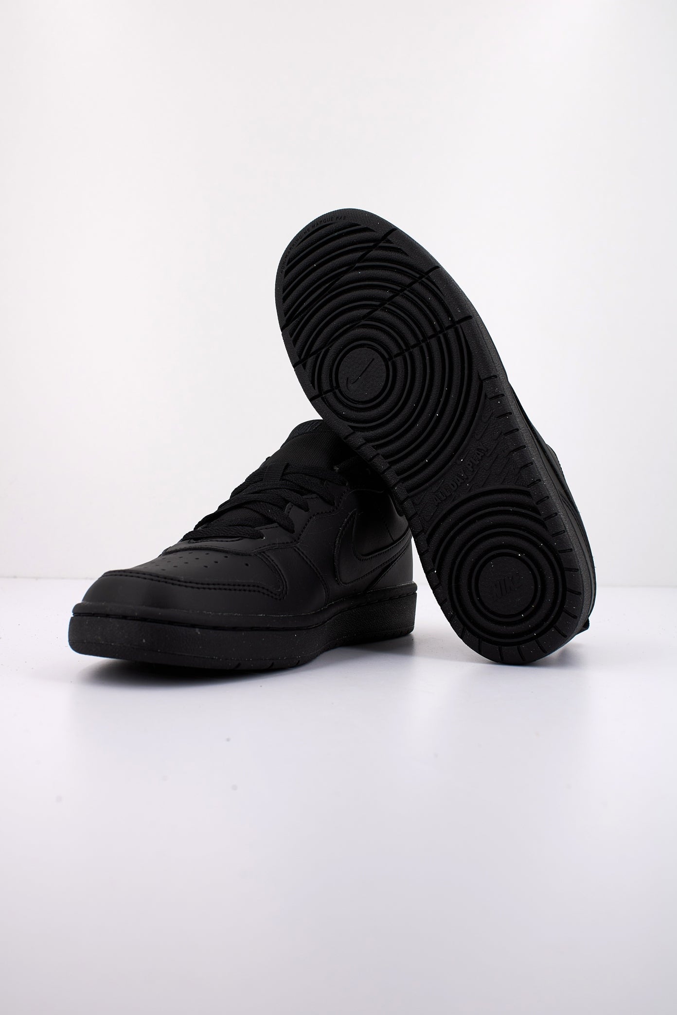 NIKE COURT BOROUGH LOW RECRA en color NEGRO  (4)