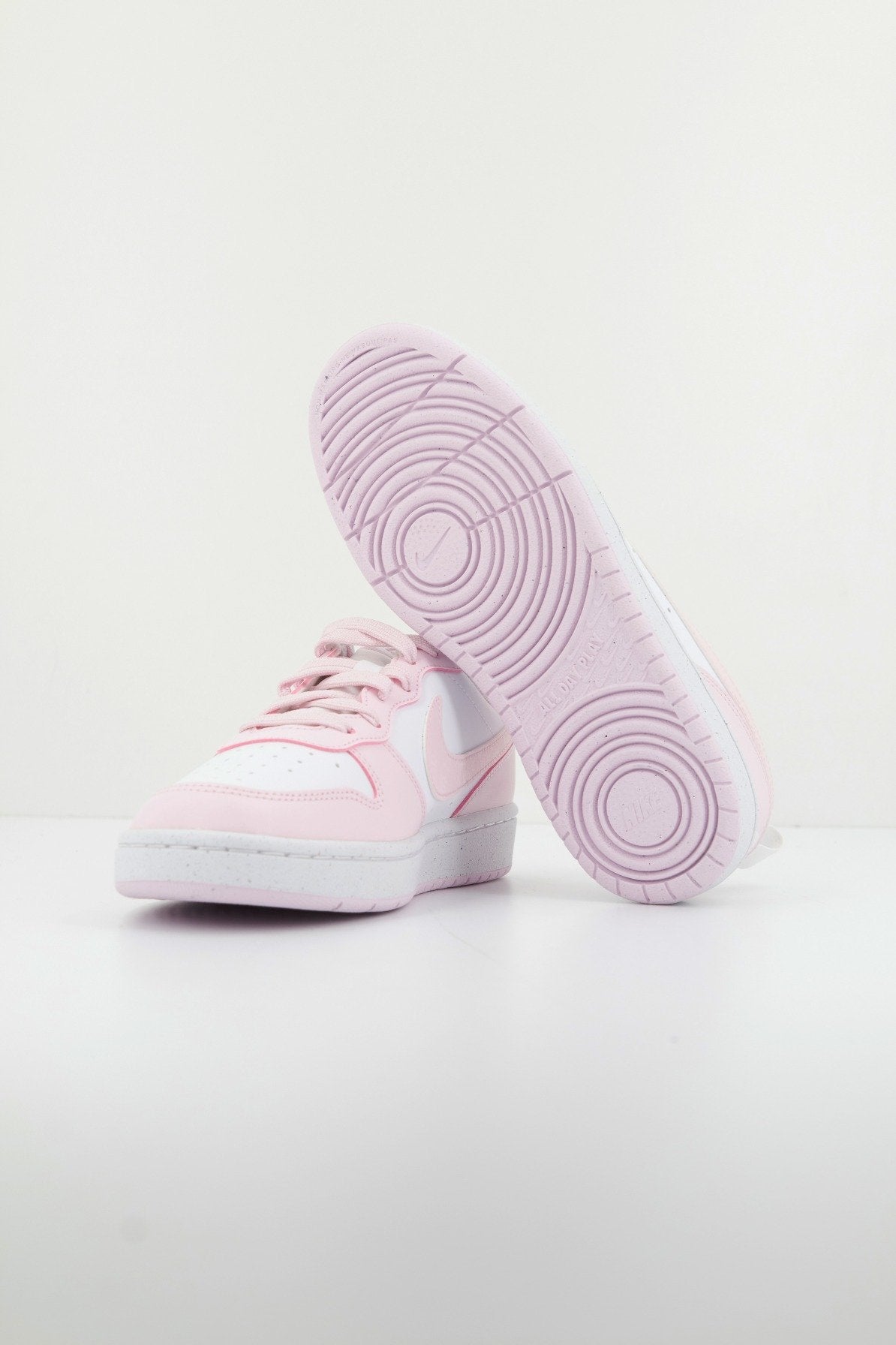 NIKE COURT BOROUGH LOW RECRAFT GS en color ROSA  (4)