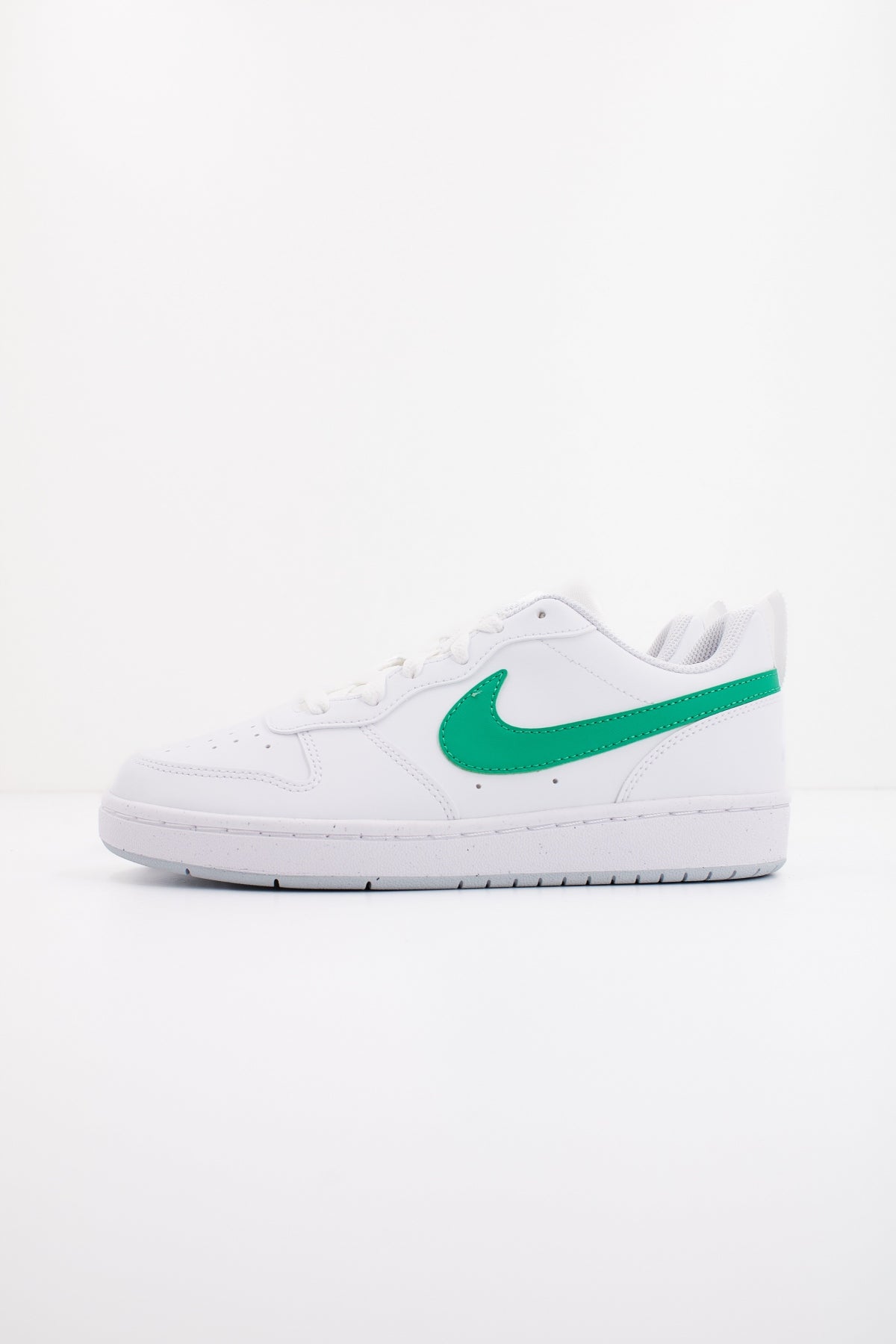 NIKE COURT BOROUGH LOW RECRA en color BLANCO  (1)