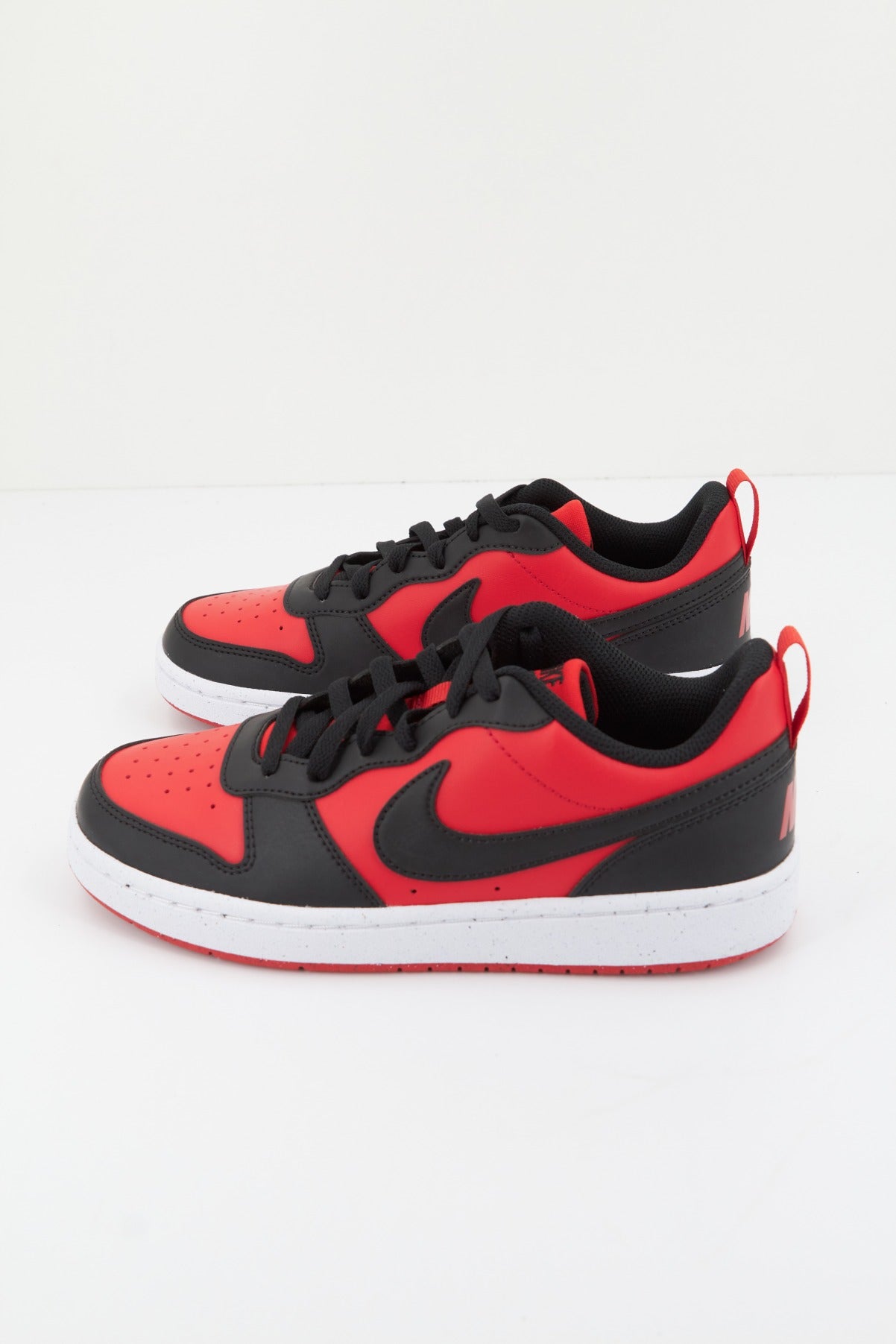 NIKE COURT BOROUGH LOW RECRAFT GS en color ROJO  (2)