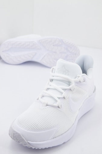 NIKE STAR RUNNER  en color BLANCO  (2)