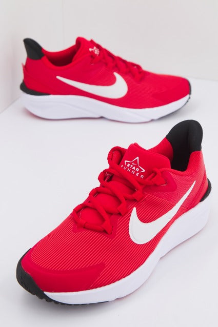 NIKE  STAR RUNNER  en color ROJO  (1)