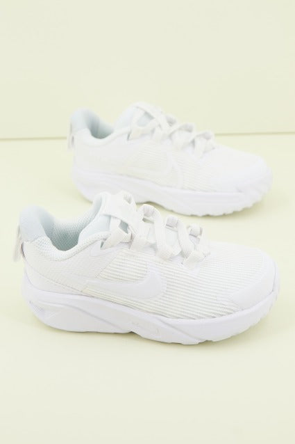 NIKE STAR RUNNER  en color BLANCO  (2)