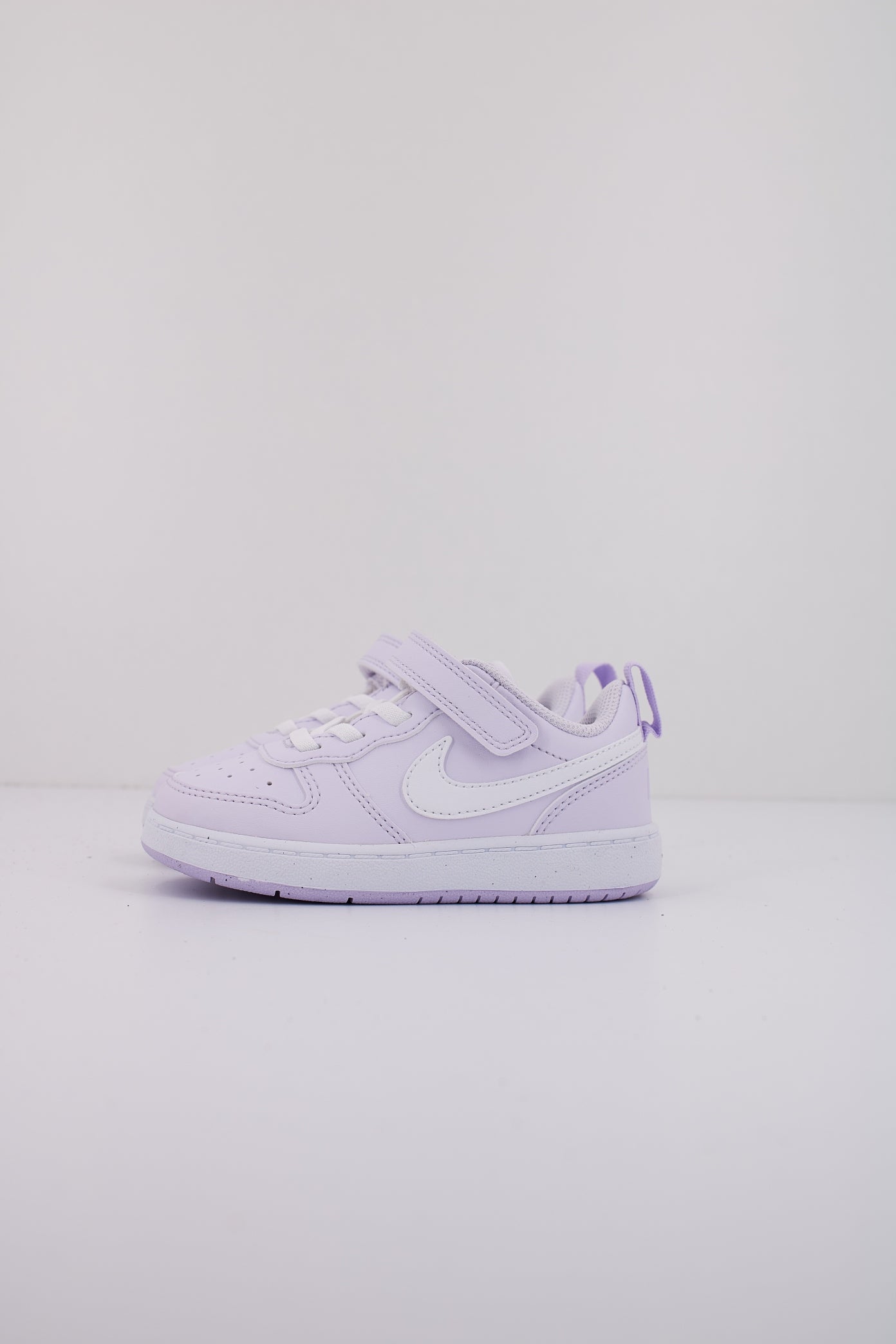 NIKE COURT BOROUGH LOW RECRA en color VIOLETA  (1)